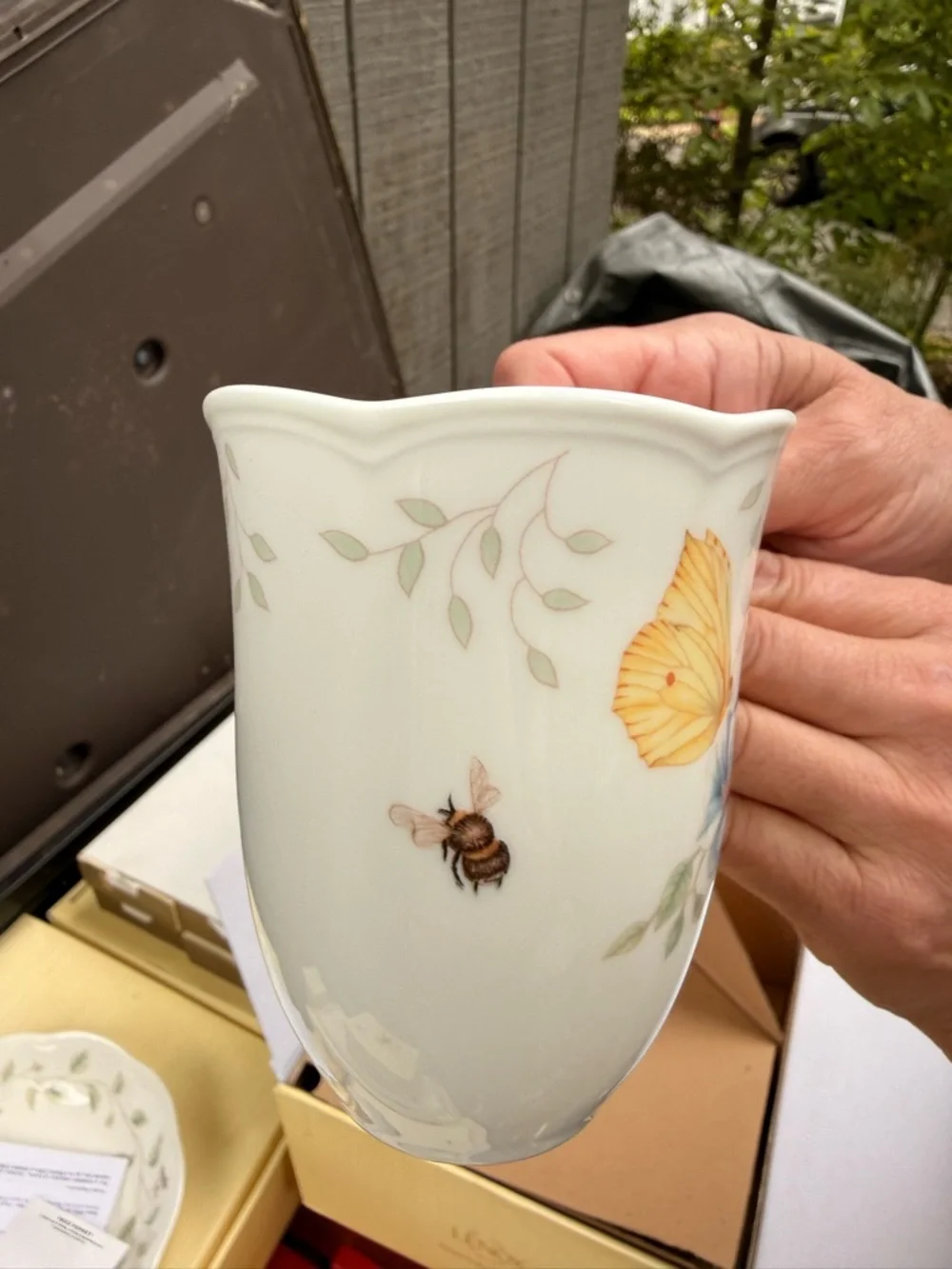 Lenox Butterfly Meadows 4-Piece Dinnerware Set with Floral and Butterfly Accents